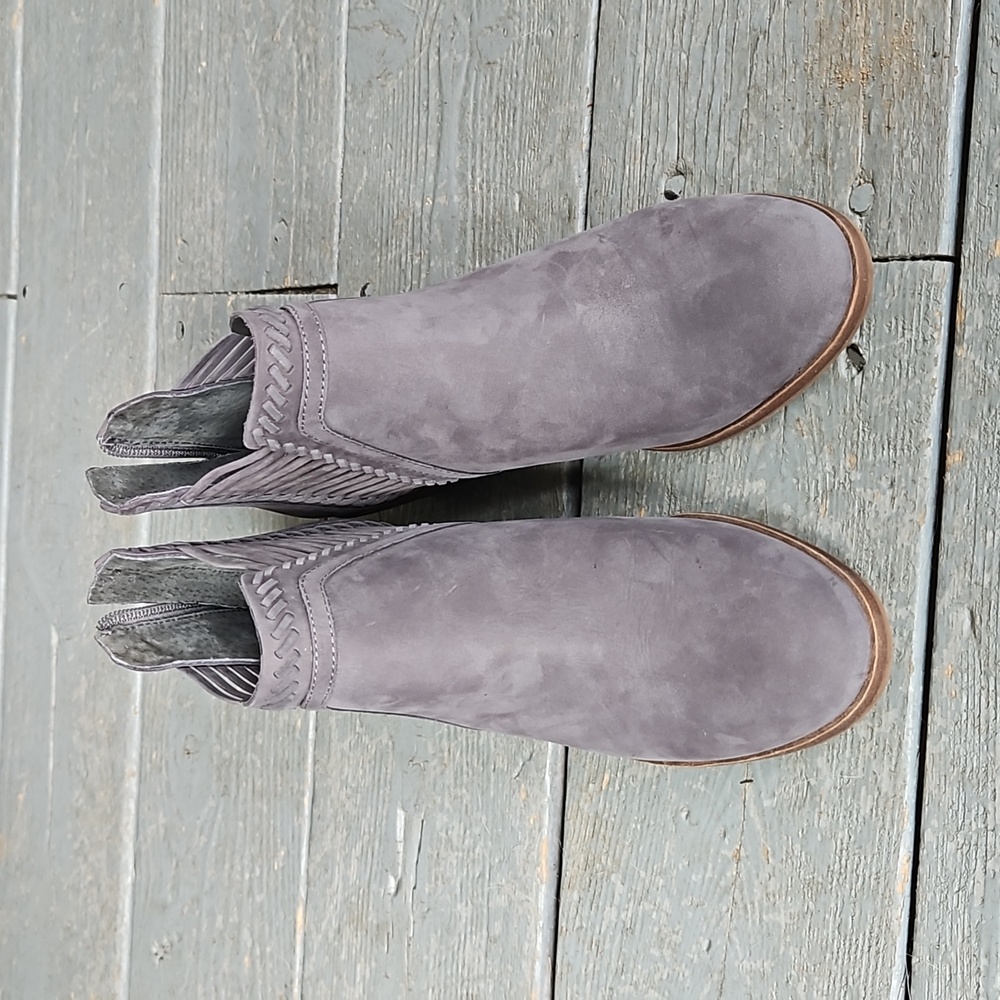 Vince Camuto Booties